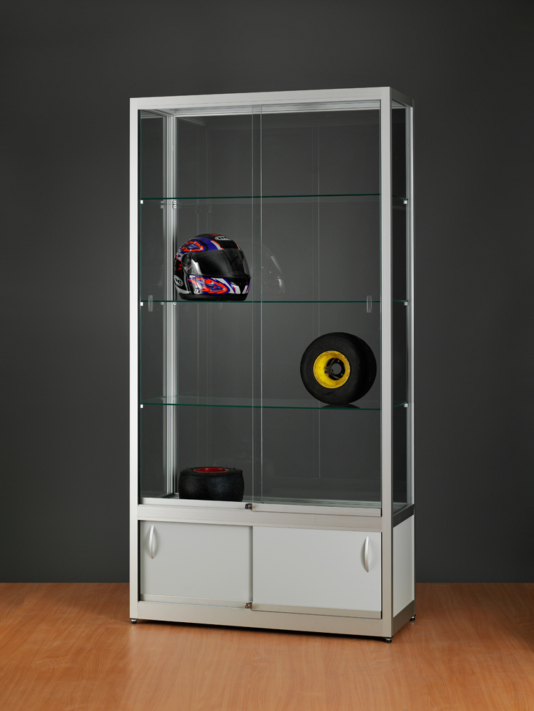 Bodenvitrine 32 4eckig mit Schrank