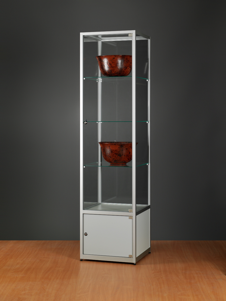 Bodenvitrine 24 4eckig mit Schrank
